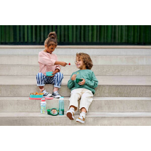 Mepal | Kinder Obst- und Bento Box | Campus meets Fruits | Spülmaschinenfest & BPA-frei | 300 & 750 ml | Mit Fächern, Gabel & Clip-Verschluss | Perfekt für Snacks & Mahlzeiten | Food Fest